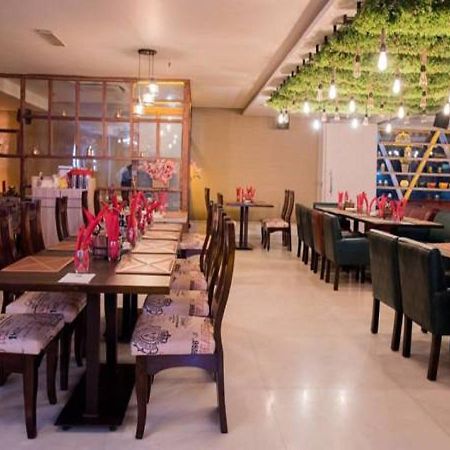 One Earth Avaas Hotel Amritsar Bagian luar foto