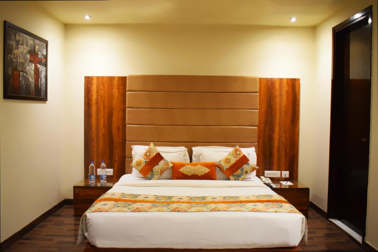 One Earth Avaas Hotel Amritsar Bagian luar foto