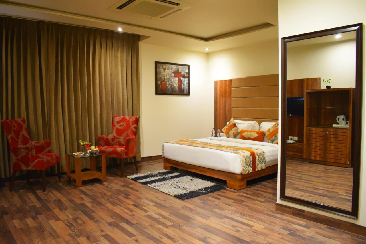 One Earth Avaas Hotel Amritsar Bagian luar foto