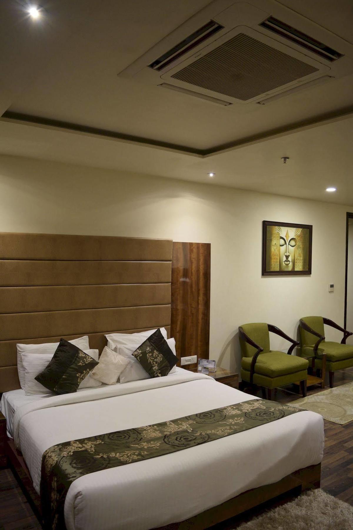 One Earth Avaas Hotel Amritsar Bagian luar foto