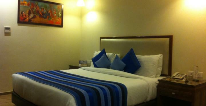 One Earth Avaas Hotel Amritsar Bagian luar foto